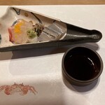 ひろ作 - 真鯛昆布〆唐墨掛けと針魚昆布〆さんでーす。①