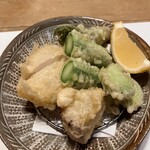 ひろ作 - 天ぷら盛り合わせさんでーす。②