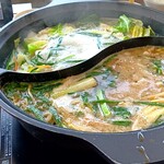 しゃぶ葉 - 2つの仕切り鍋です。有料で4仕切もあります！