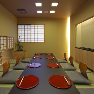 ビジネス街に静かに佇む、全席完全個室の品格が漂う和空間