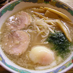 特麺コツ一丁ラーメン - ラーメン650円＋温泉たまご100円