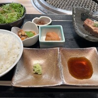 柳橋焼にく わにく - 