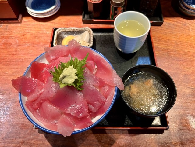 駄菓子屋 江戸川区南葛西の駄菓子屋、しろがねとんぼ 店内に10円ゲームや