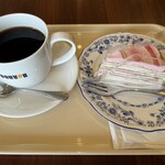 ドトールコーヒーショップ - 料理写真:ブレンド珈琲ラージとさくら香るミルクレープ