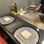 銀座 和牛鉄板焼 USHIGAMI - 