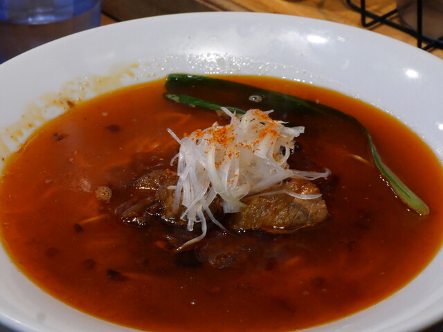 Ramen lab 閃 横手の実験的ラーメン店｜こだわりの味と雰囲気