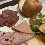 トアロード・デリカテッセン - 