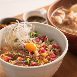 こめらく 海鮮ごはんと和のスープ。_1