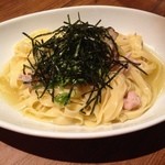 ピソラ - 若鶏とｷﾉｺの柚子胡椒仕立ての和風ｿｰｽ