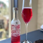 プレゼンテ スギ - 島根県 神秘の香り ローズスパークリング