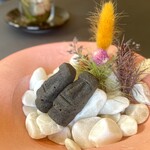 プレゼンテ スギ - 食べられなさそうで食べられる モアイのフィナンシェ