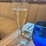 MAIN DINING sereno(THE MARK GRAND HOTEL) - 