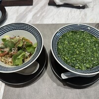 ON the TABLE CHINESE -  ON the TABLE CHINESE -