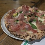 ア フェネステッラ - 