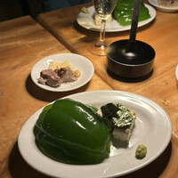 カルネジーオ イースト - 