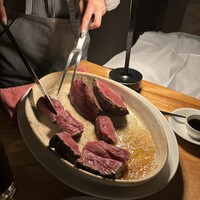 カルネジーオ イースト - 