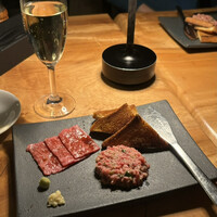 カルネジーオ イースト - 