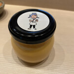鮨 浩也 - 自家製プリン。蓋が可愛い。