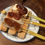鍵屋 - 味噌おでん
      こんにゃく・ちくわぶ・焼き豆腐
