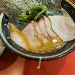 家系総本山 吉村家 - 