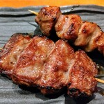 もつ串酒菜 つばき - タン、カシラ