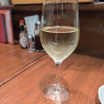 洋風居酒屋 民酒党 - ヴィーニャ・ヴェルデ（660円）