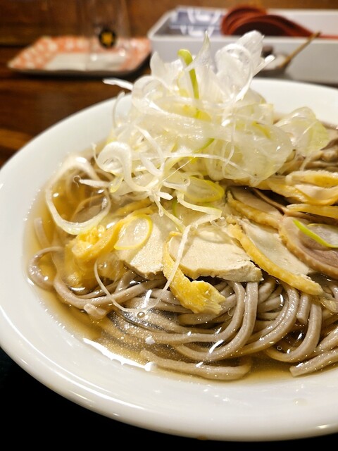 となりの肉そば - 角田（そば）の写真