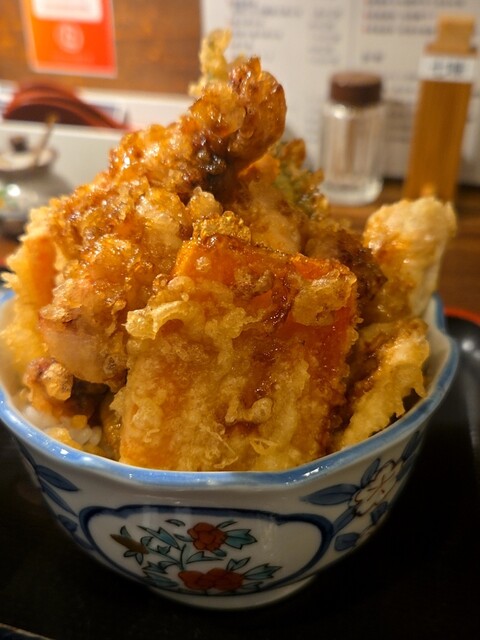 となりの肉そば - 角田（そば）の写真