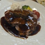 キッチン ブルー グローブ - 反対側から、上に鶏レバムーステリーヌが乗っています