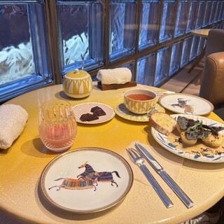 口コミ一覧 : ピュイフォルカ シャンパンバー HERMES 銀座店 口コミ一覧 : ピュイフォルカ シャンパンバー HERMES 銀座店