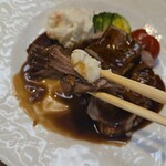 キッチン ブルー グローブ - ポテサラを添えて