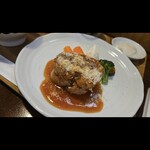 キッチン ブルー グローブ - 昨年12月中旬、三元豚肩ロースポシェ　チーズと胡椒とブラットオレンジソース