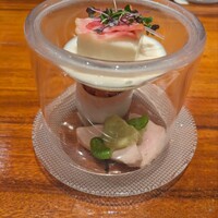 春秋ユラリ 恵比寿 - 前菜　ガラス二階建て