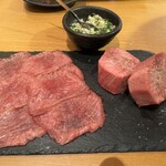 焼肉しみず - 和牛厚切りタンとネギタン塩