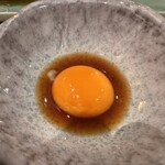 焼肉しみず - 溶き卵に絡めます