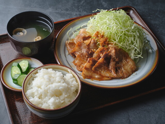 生姜焼き食堂 上出来 - 心斎橋/食堂 | 食べログ