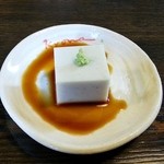 蕎苗 - 美味しそうなそば豆腐　上に本山葵が