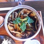 蕎苗 - 舞茸がいっぱいのつけ汁