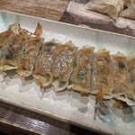 餃子 唐揚げ 紅鯨 - 