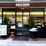 フォション 日本橋タカシマヤ店 - ホームページからいただき。超おしゃれ空間！