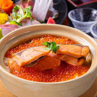 当店自慢の土鍋ご飯