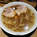 ラーメン 裏二郎 - 小ラーメン950円（野菜900グラム、アブラ普通）