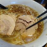 ラーメン 裏二郎 日吉本店 - 小ラーメン950円（野菜900グラム、アブラ普通）