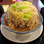 ジャンキーモンキーJr. - 野菜マシマシ背脂普通「上肉」ラーメン