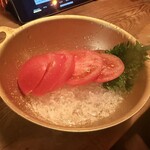 魁本店 - 冷やしトマト(380円)
