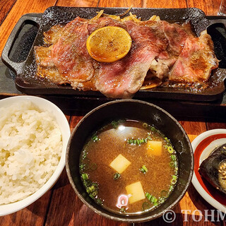 ステーキ&バー・ベブ