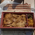 登利平 - 料理写真: