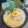 横浜らーめん 源泉 戸塚本店