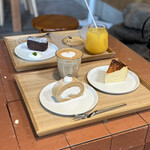HIGH-LIGHTER CAFE - 