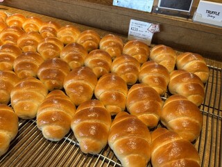 Truffle BAKERY Karuizawa Ten